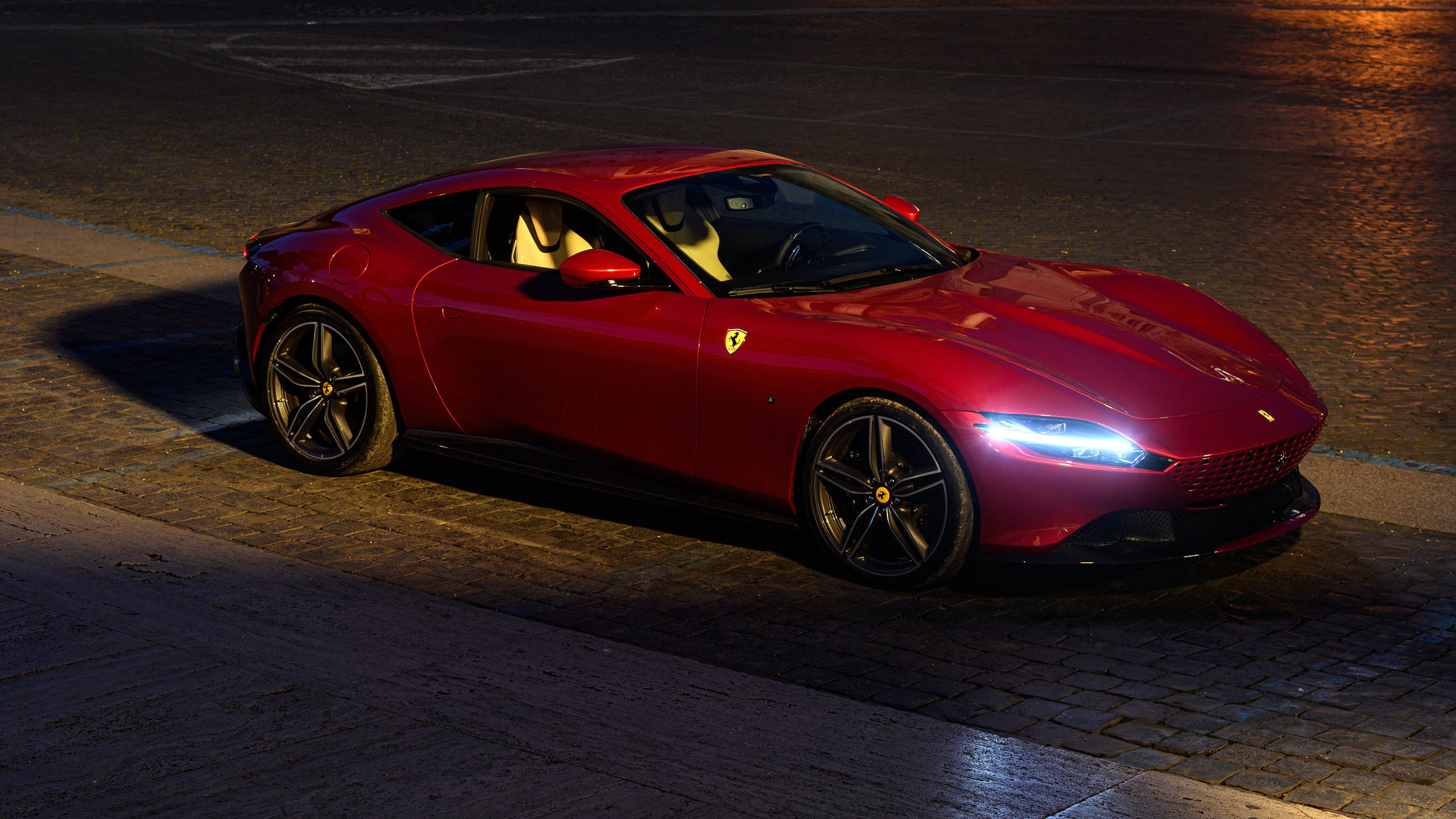 开云全站下载-《跨国大战：亚洲队伍在欧洲电竞赛场拼搏》，跨欧亚两洲的国家是哪个国家