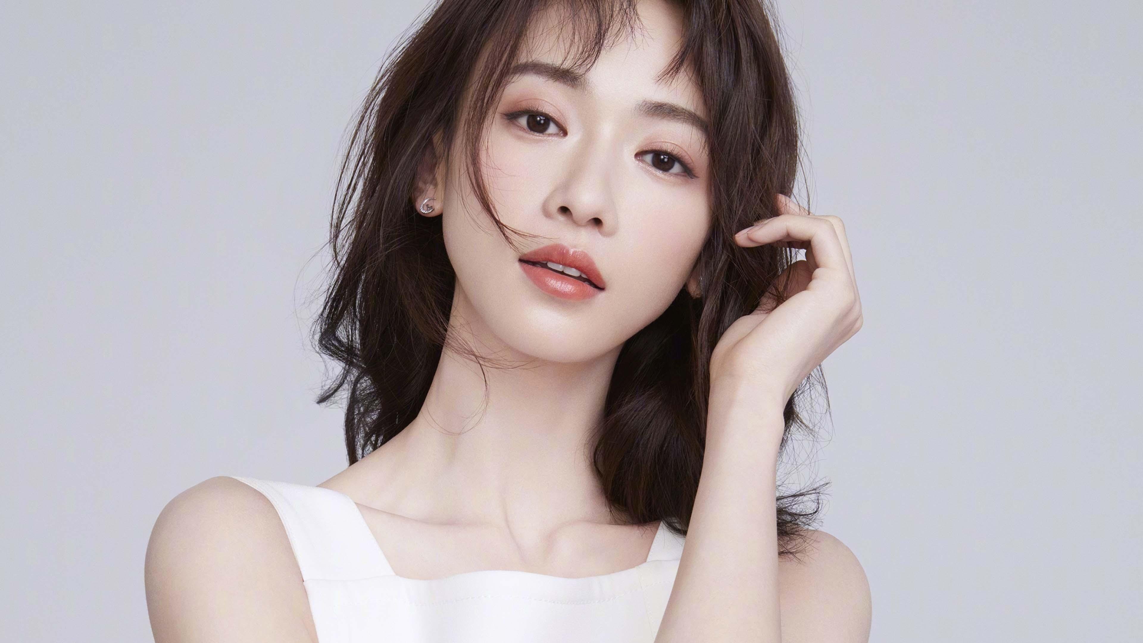 周泓余在女子象棋名人战中表现出色,晋级8强,周泓余学棋经历